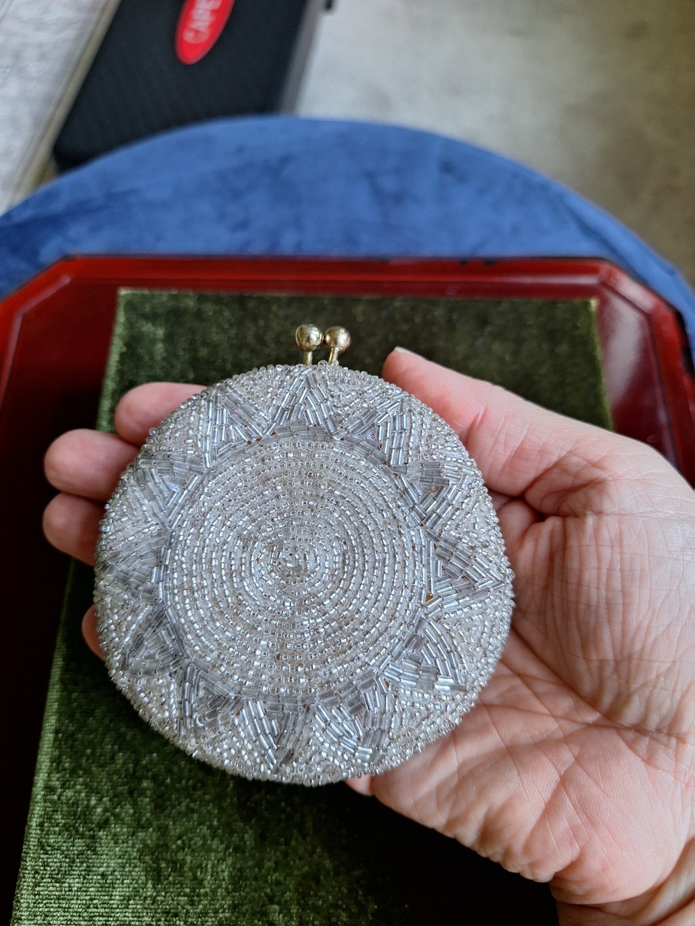 Beaded Round Coin Purse - Vintage - Picture 5 of 6
